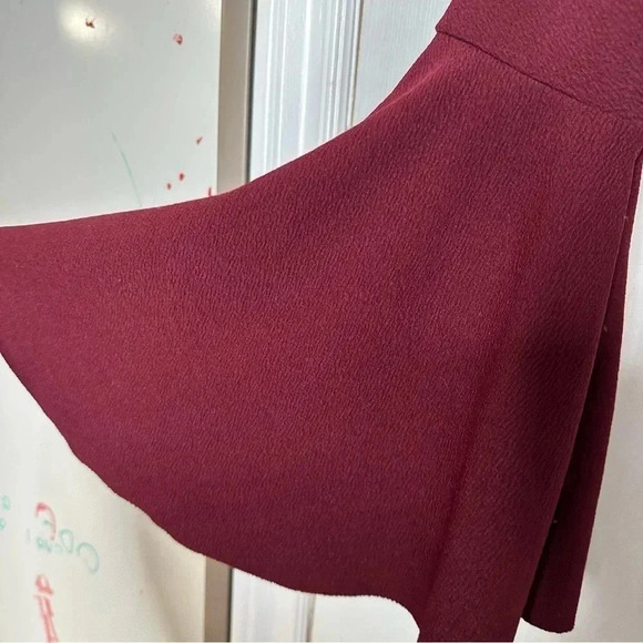 Shein EZwear Bell Sleeve Self-Tie Crop Top Burgundy  Size Medium - Picture 5 of 16
